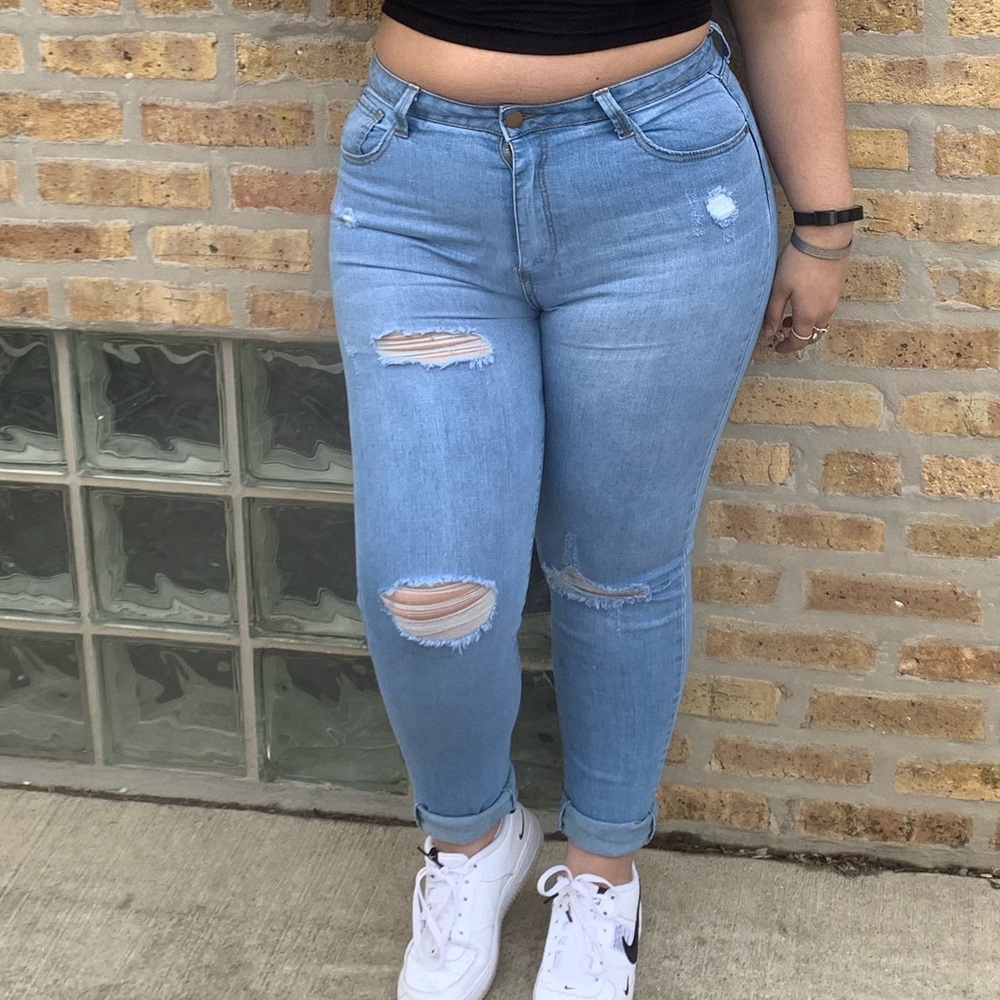 FASHION NOVA JEANS WORN ONCE